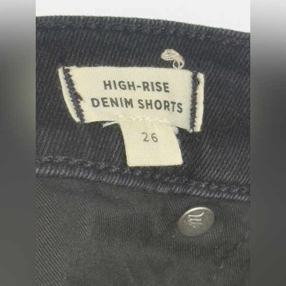 Madewell Black Women's Jean Shorts 🖤
*NEW WITH TAGS 🏷️
99% COTTON ✅ - Picture 7 of 10